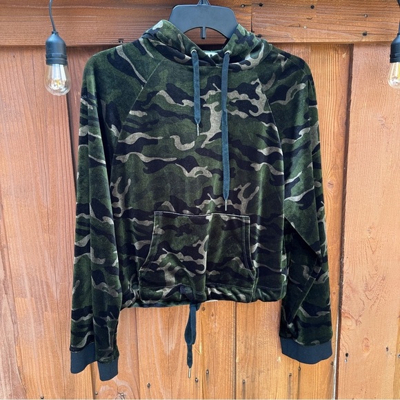 Pam & Gela Tops - Pam & Gela cropped camo hoodie
